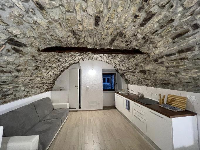 Appartamento Incantevole La Grotta Apricale Exterior foto